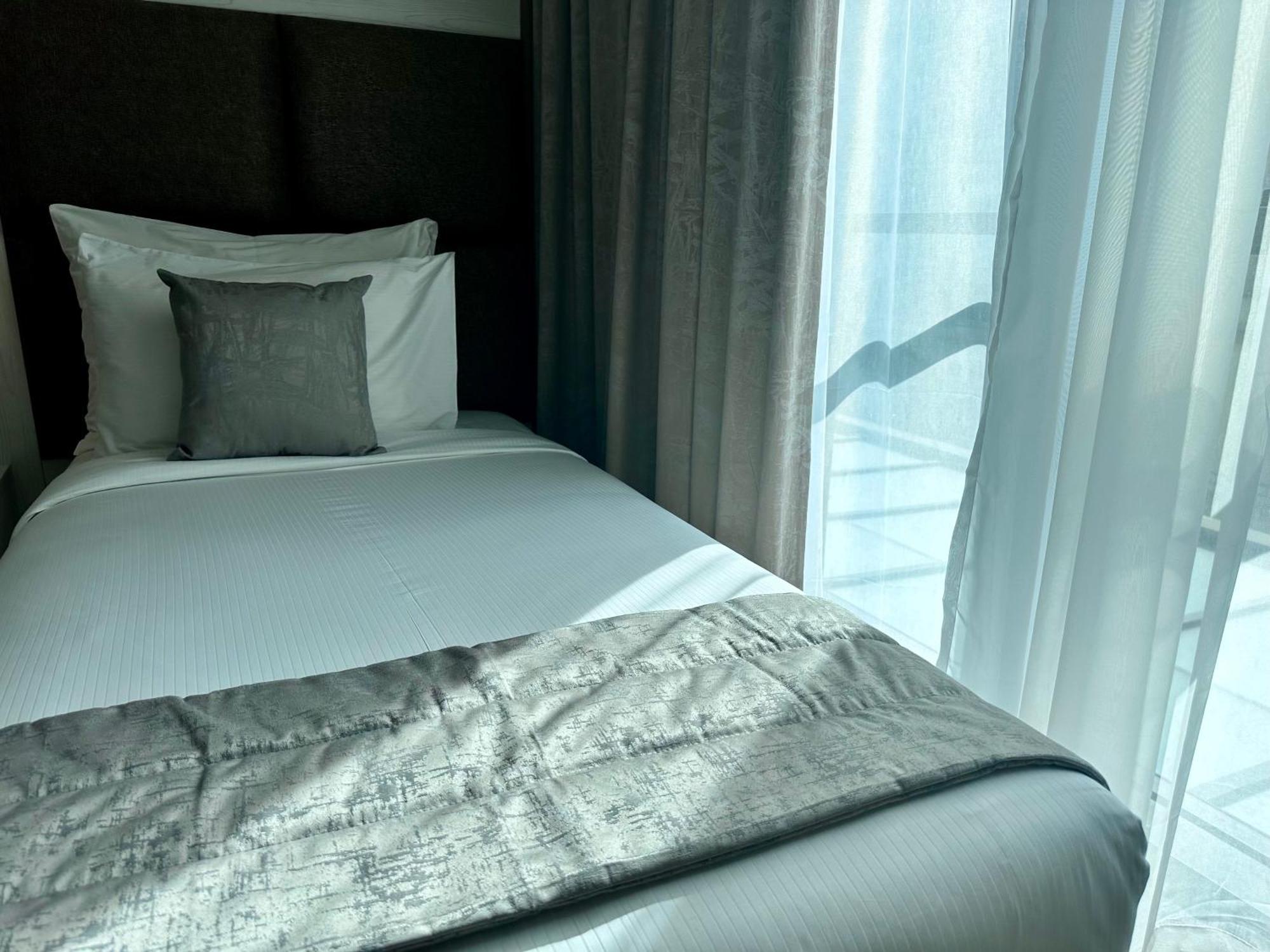 2h Hotel Oran